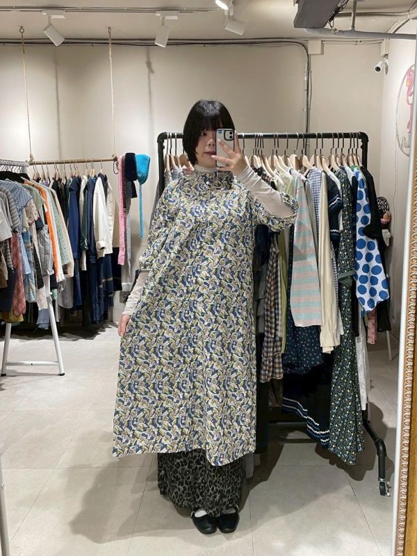 嚕嚕米印花排扣洋裝 