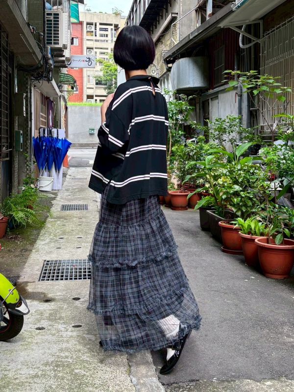 翻領條紋短版側開衩tee 