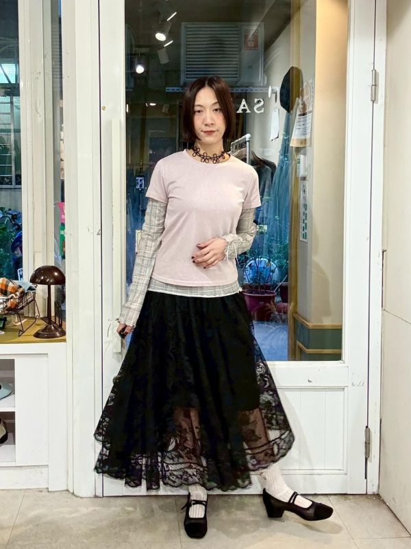 黑色傘狀蕾絲裙 