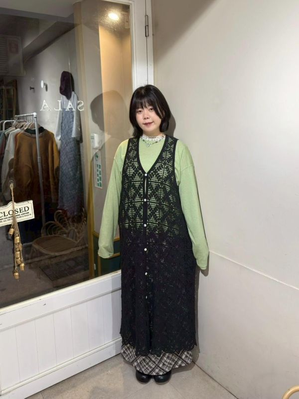 針織洞洞鏤空排扣無袖罩衫 