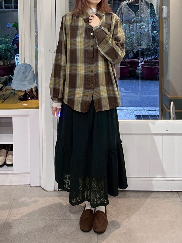 復古格紋棉麻排扣襯衫 