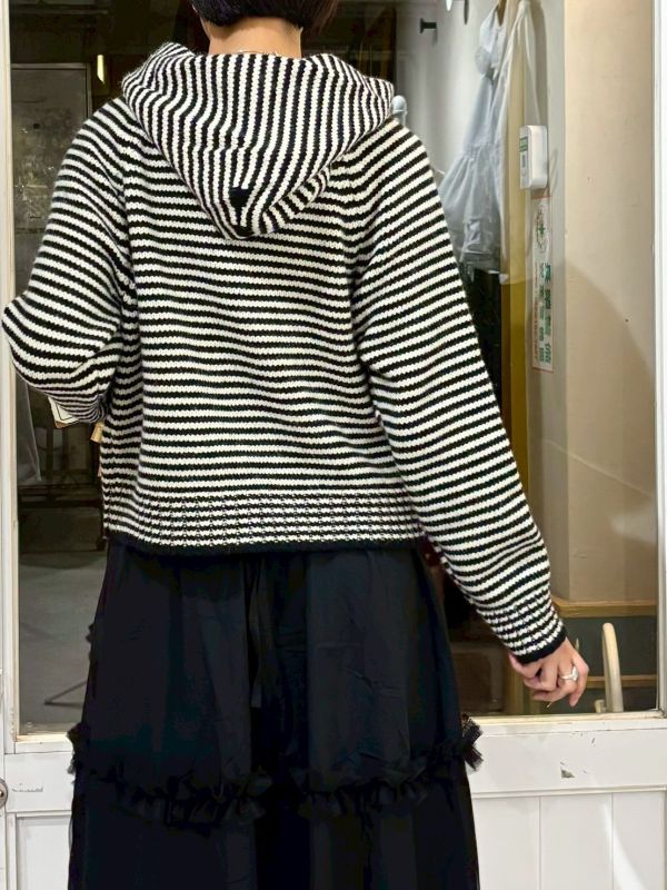 黑白條紋針織拉毛衣鏈連帽外套 