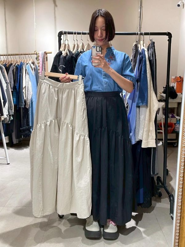 伸縮腰拼接抓皺圓裙 