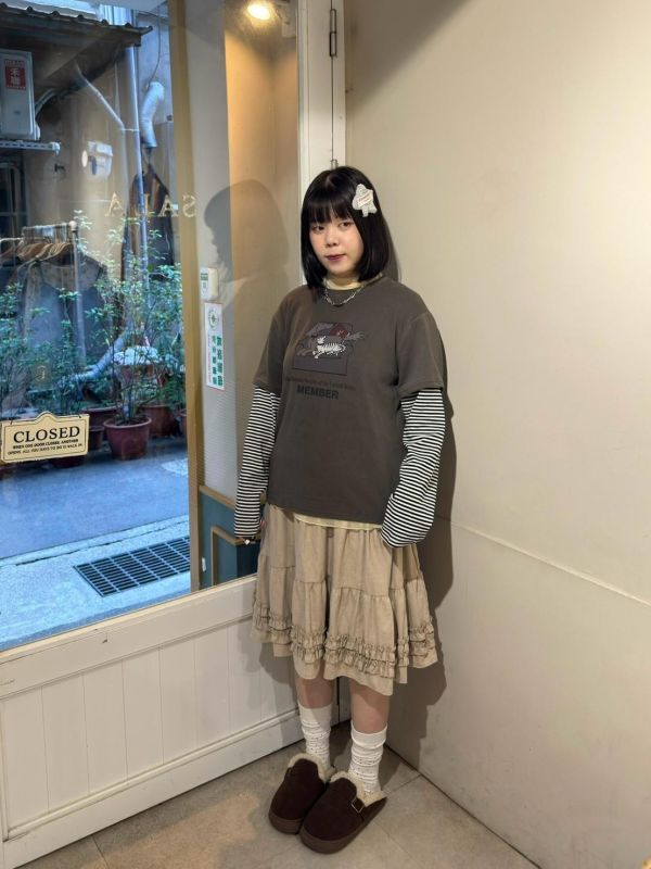 沙發貓狗假兩件條紋拼袖tee 