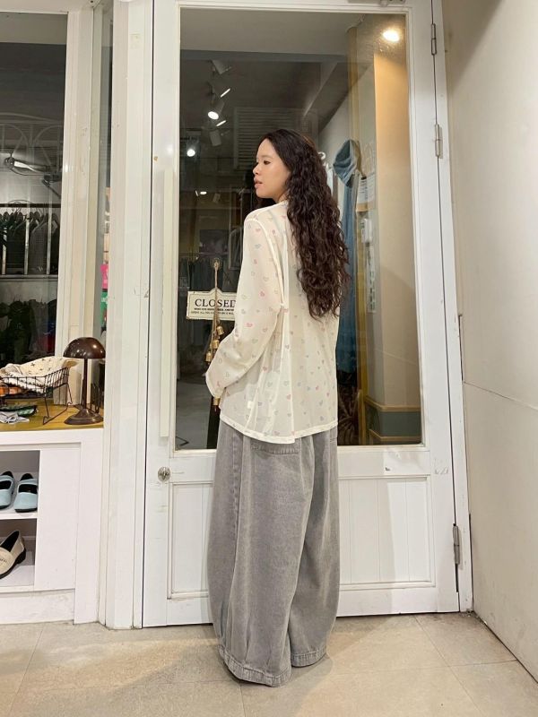 滿版彩色圖案落肩寬鬆透膚長版上衣 