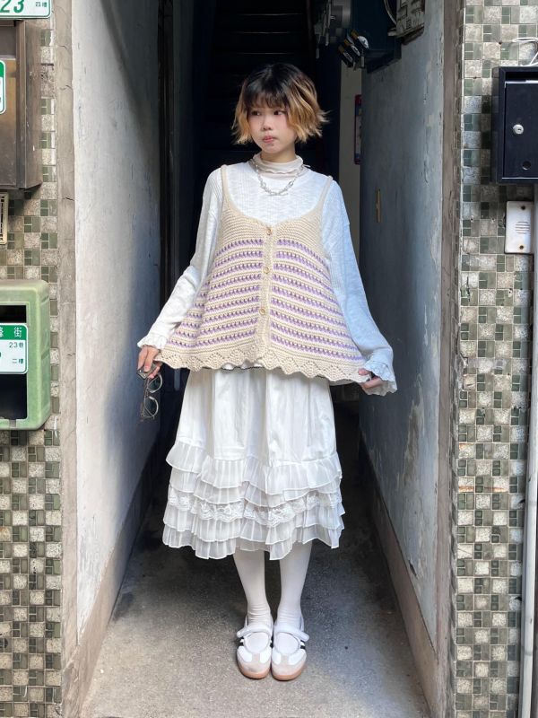 粗毛線針織撞色鈕扣背心 