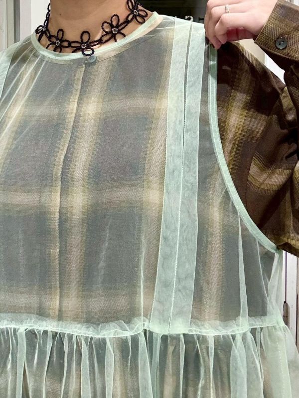 單色寬版紗背心洋裝外罩 