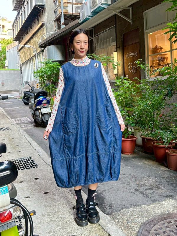 花苞氣球下擺牛仔背心裙 
