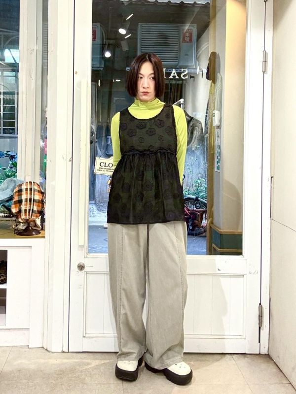 卯釘設計中線後伸縮腰直筒褲 