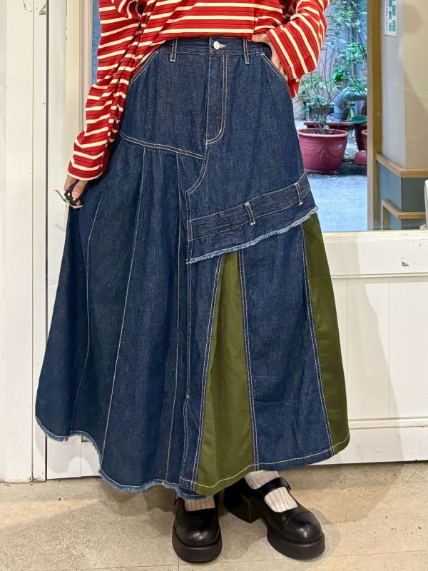鬆緊腰異材質拼接傘狀牛仔裙 