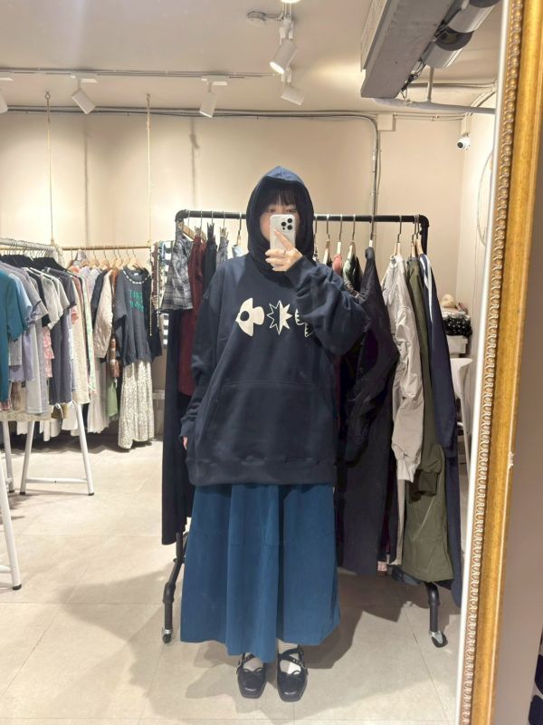 簡約圖形寬鬆大帽tee 