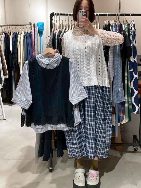 蕾絲兩側綁帶背心 