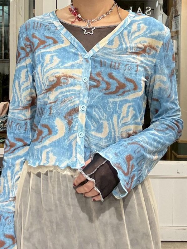 雲彩圖騰短版微透膚罩衫小外套 