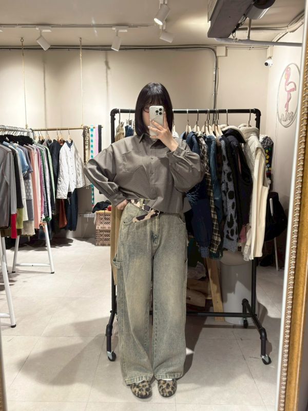 水洗後鬆緊腰口袋拼接小標牛仔長褲 