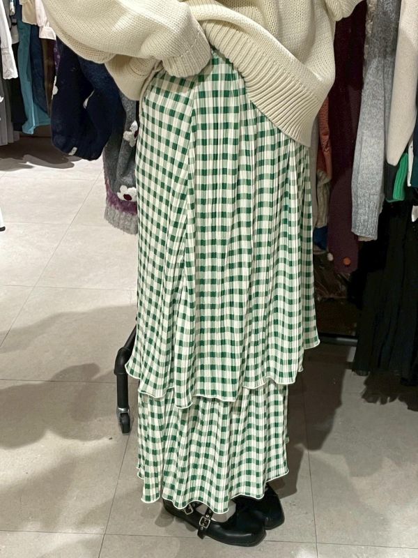 格紋滑料雙層滾邊下擺長裙 