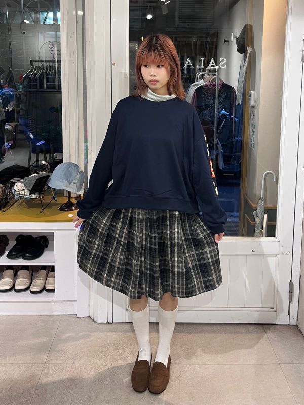 灰色格紋毛呢五分裙 