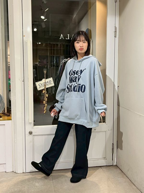 街頭字母大口袋連帽Tee 