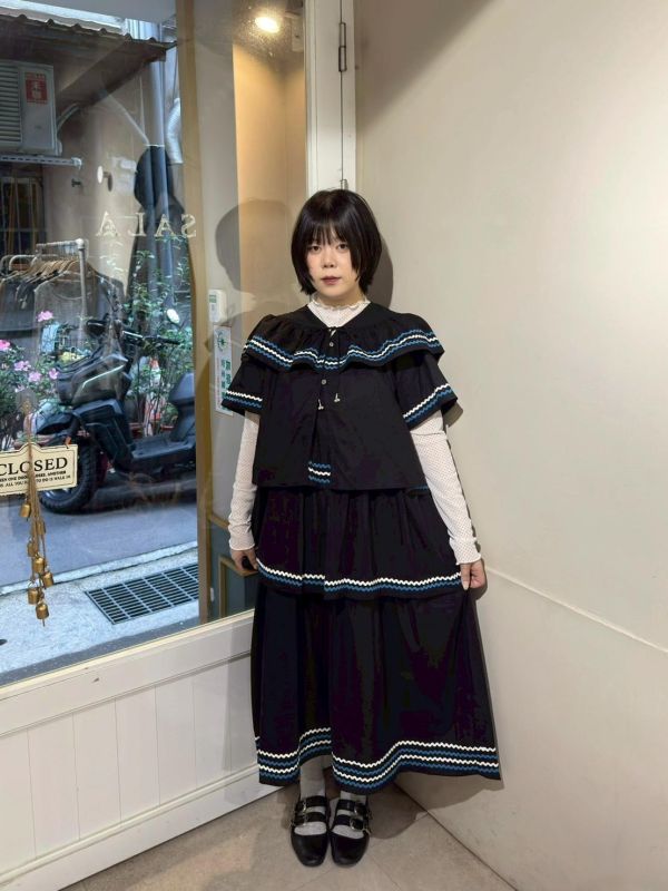 波浪紋吊帶洋裝+波浪紋短袖綁帶襯衫兩件式套裝 