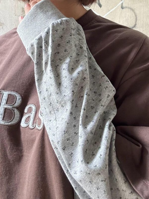小碎花刺繡字母拼接小碎花長袖假兩件上衣 