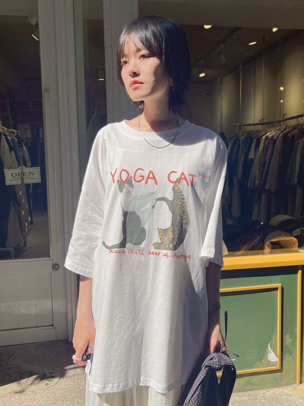 Yoga cat 瑜伽貓oversize圖T 