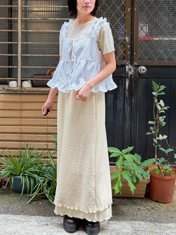 立體花花木耳邊綁帶背心 