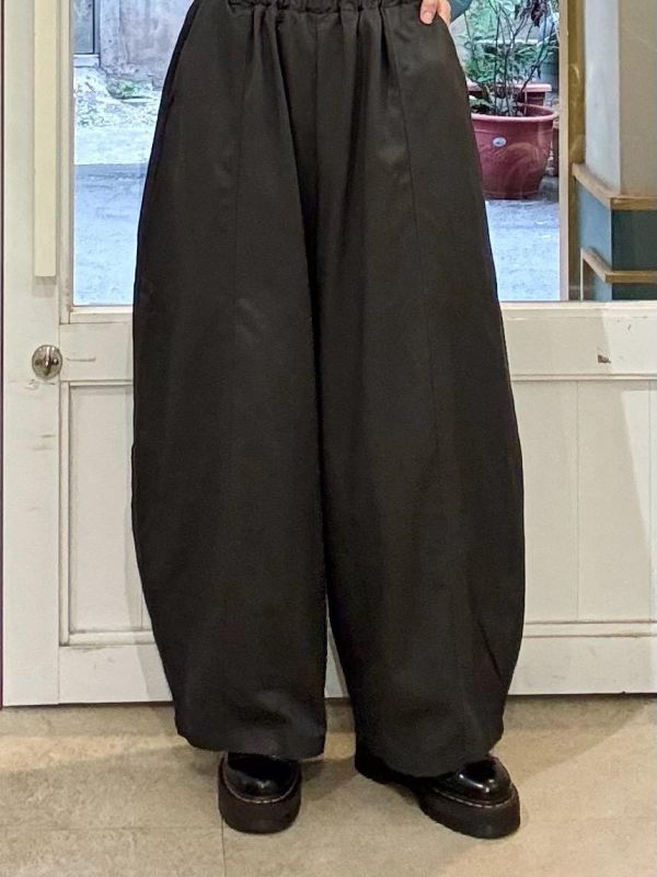 伸縮腰深灰西裝褲 