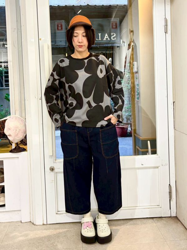 滿版罌粟花落肩上衣 