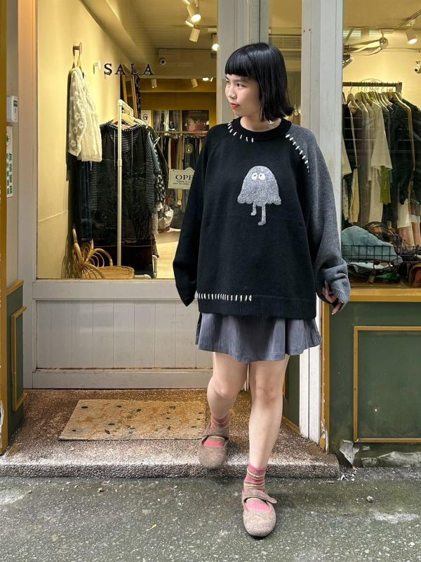 小幽靈拼接長袖毛衣 