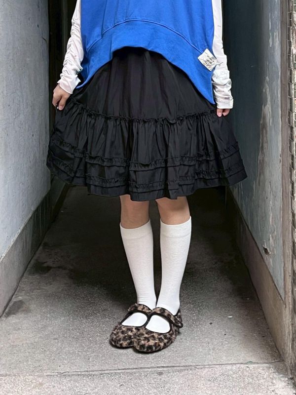 蛋糕花邊五分裙 