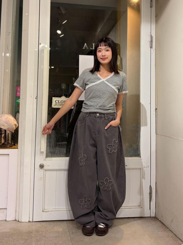 滿版點點蕾絲花邊側抽繩上衣 