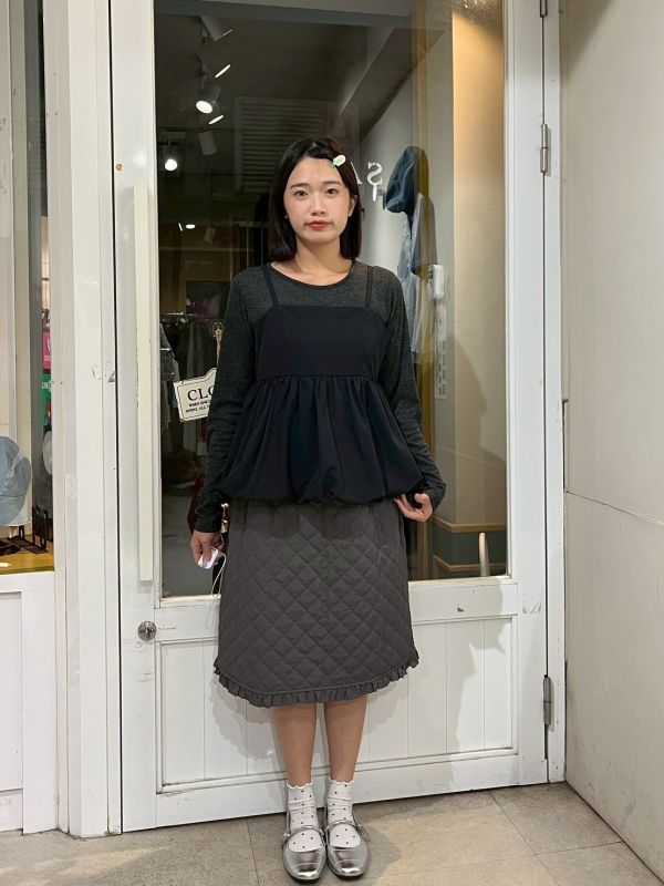 刷刷布氣球蓬蓬背心+彈性圓領長袖上衣 