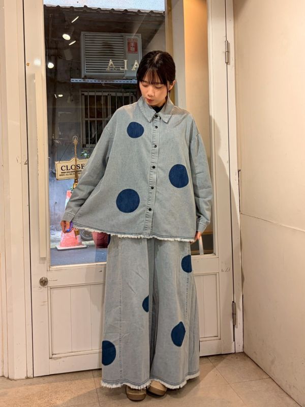 拼接布大圓點抽鬚下擺銀釦牛仔外套+寬褲 