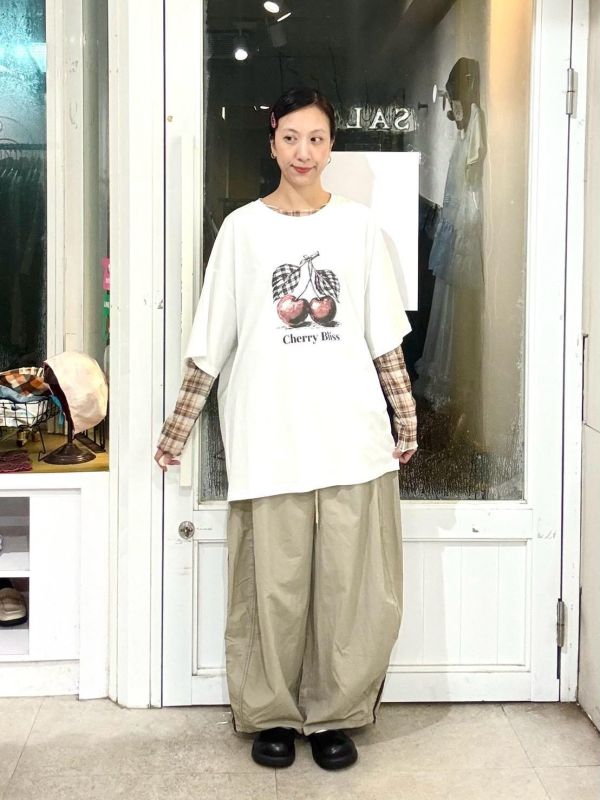 兩側雙滾邊刷刷布運動褲 