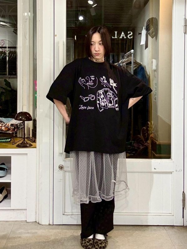 外套眼睛鞋子刺繡tee 