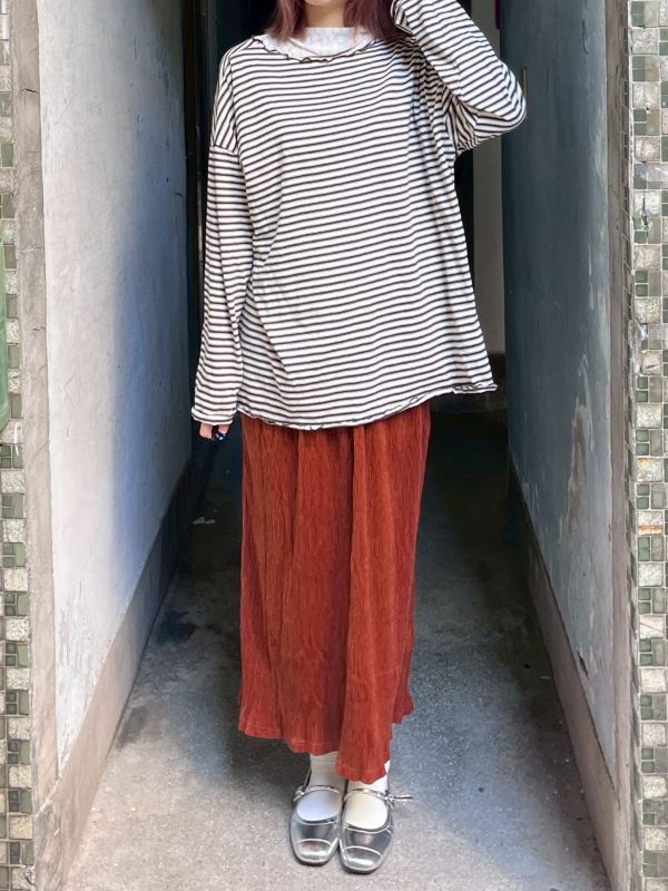 燈芯絨後開衩直筒皺皺裙 