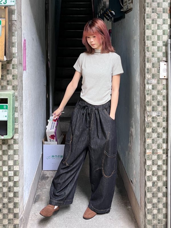 黑色鬆緊腰明線薄牛仔長褲 