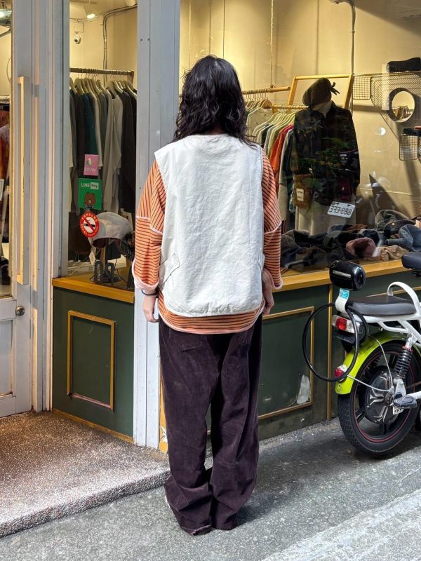 立體口袋V嶺背心外套 