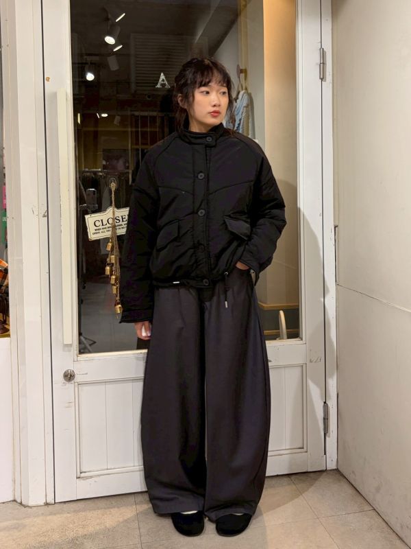 右小口袋後鬆緊腰彎刀西裝褲 