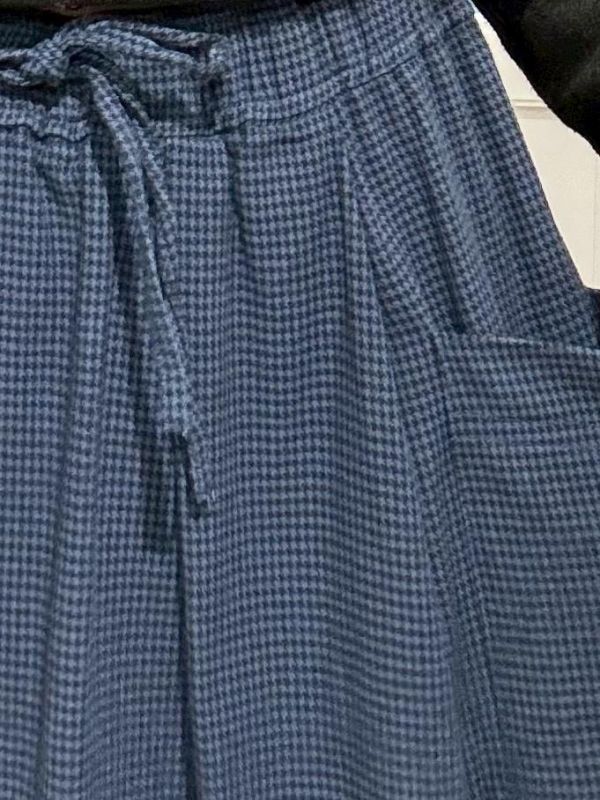 伸縮腰千鳥格紋大口袋傘狀裙 