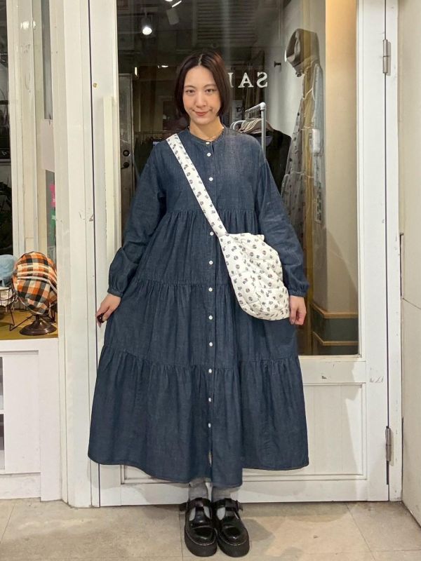 長袖蛋糕排扣牛仔洋裝 