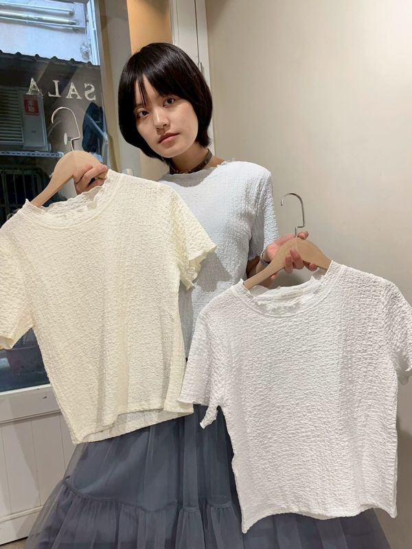 泡泡布木耳滾邊百搭短袖上衣 