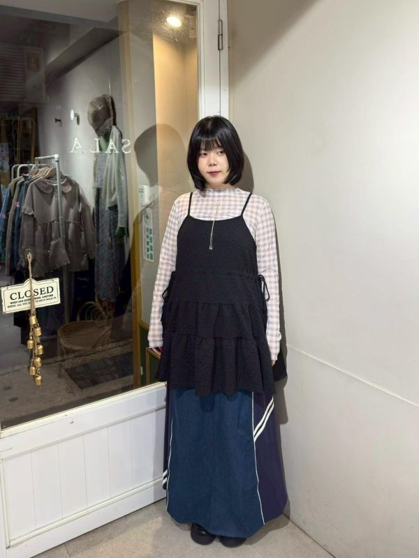 滿版立體花壓紋鬆緊吊帶背心 