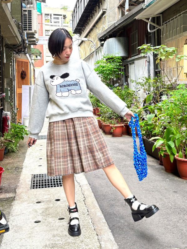 立體狗狗大學tee 