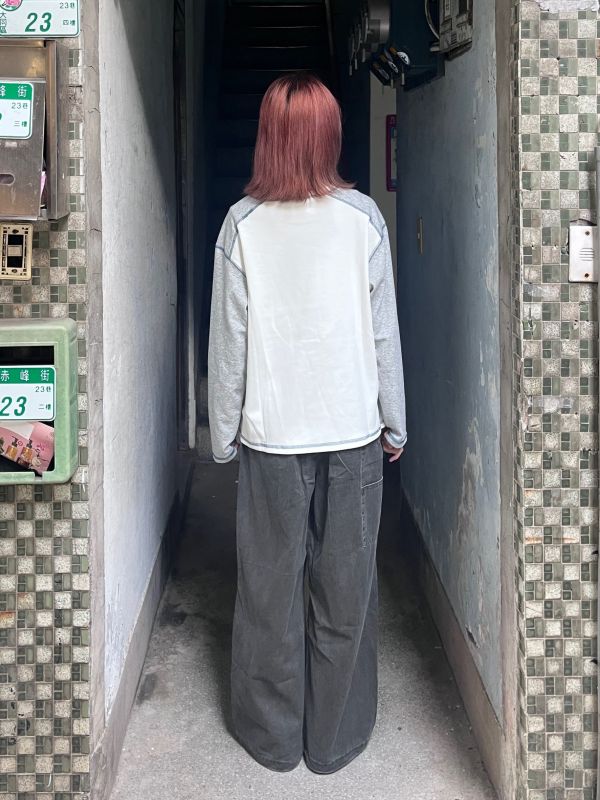 撞色圓領交叉車線長袖上衣 