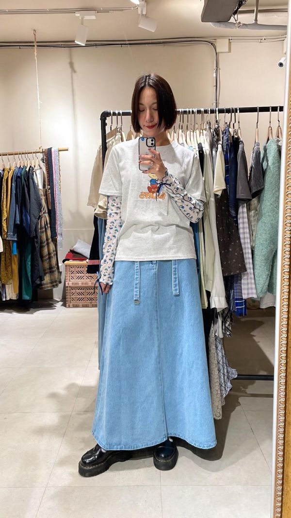 鬆緊腰A字牛仔裙附腰帶 