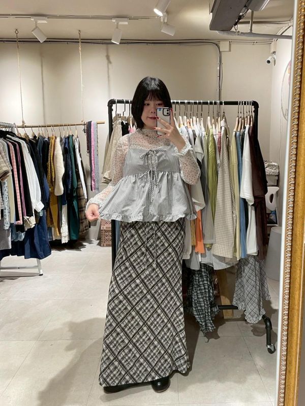 直條紋荷葉下擺綁帶雙面穿吊帶背心 