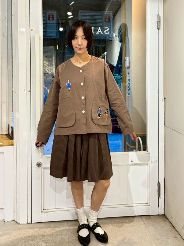 日系刺繡娃娃立體大口袋外套 