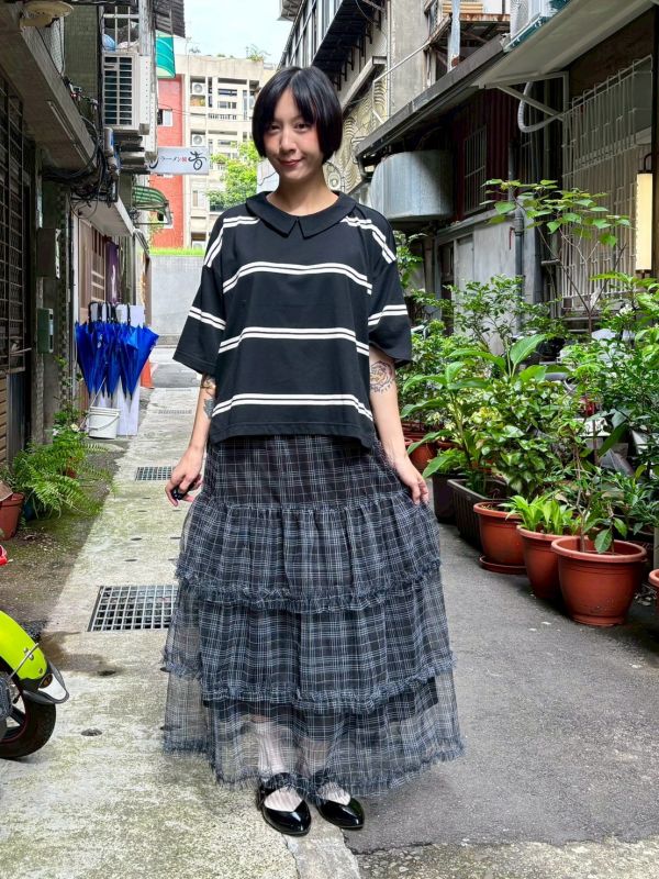 翻領條紋短版側開衩tee 