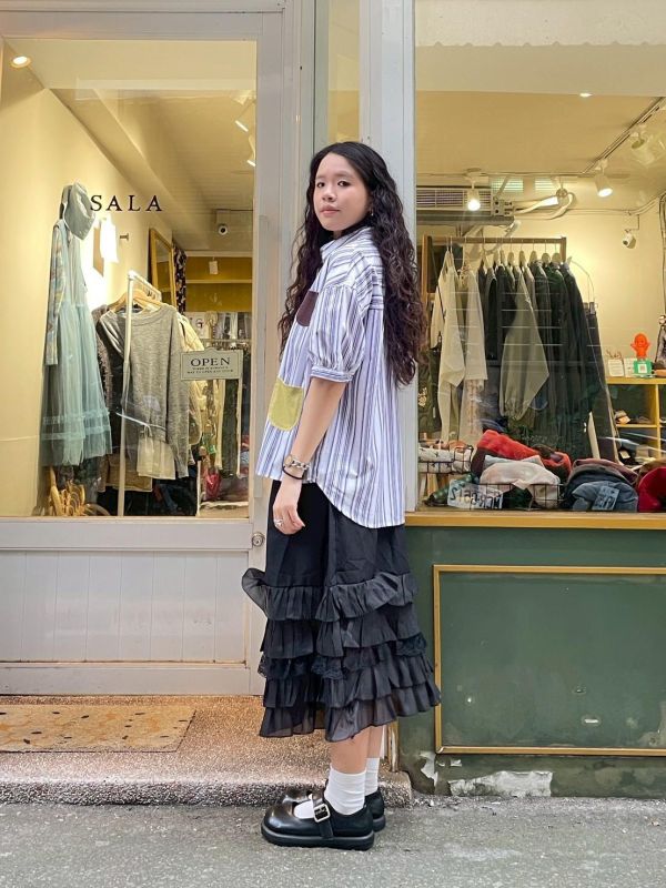 撞色多口袋條紋五分公主袖翻領前短後長襯衫 