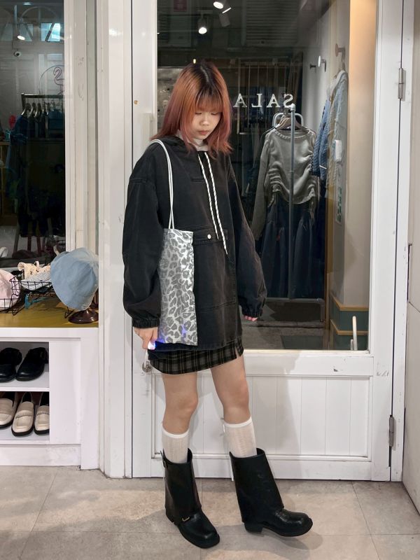 前短後長連帽抽繩大口袋牛仔長袖上衣 